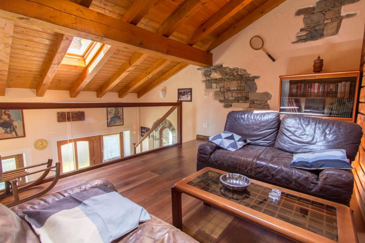 Villa La Grandze à Allein Extérieur photo